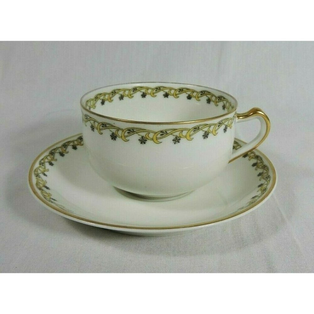 Haviland Schleiger 101 Black Flower Yellow Scroll Gold Trim Tea Cup & Saucer